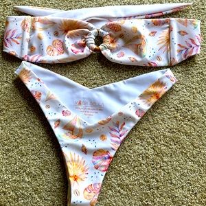 Vaga Bella Swim- two piece, top & bottoms size xs, like new
